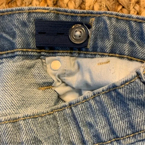 Old Navy Cut Off Shorts Happy Face Embroidered Flower Denim Girls 18 Plus - Picture 7 of 16